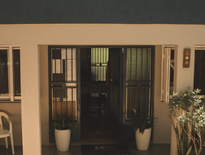 Fachada do Hostel Parada dos Caminhantes – Entrada principal